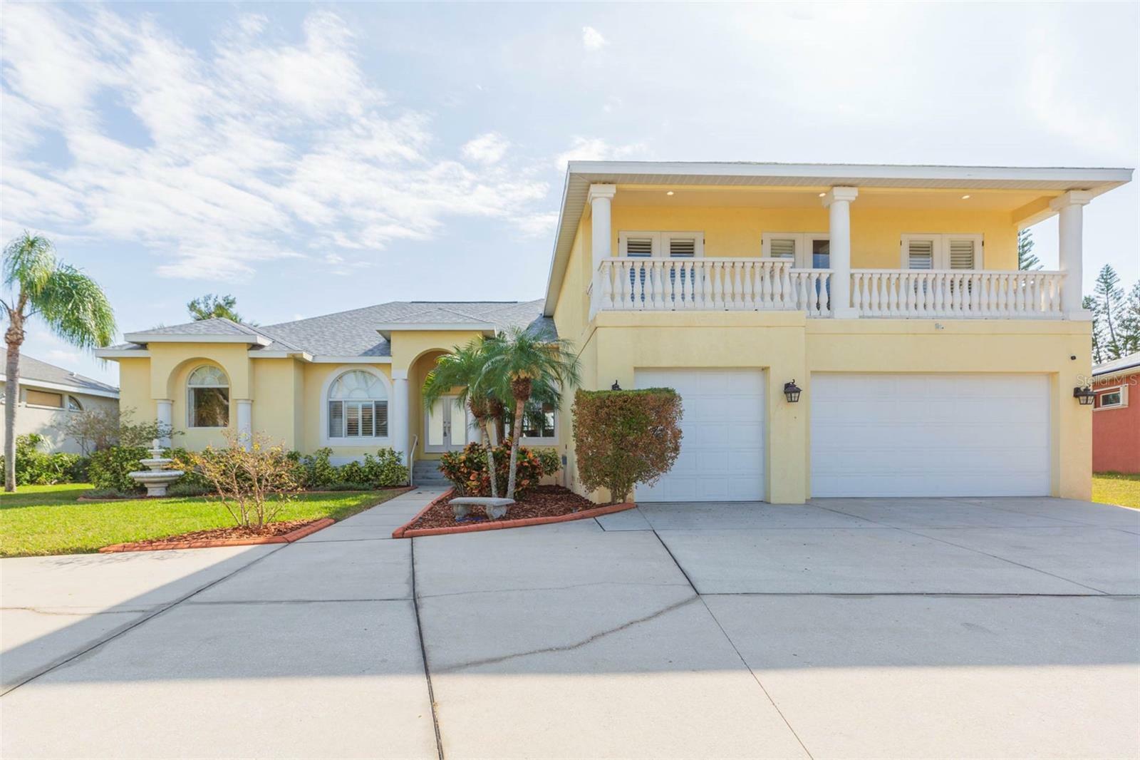 Property Photo:  924 Bunker View Drive  FL 33572 