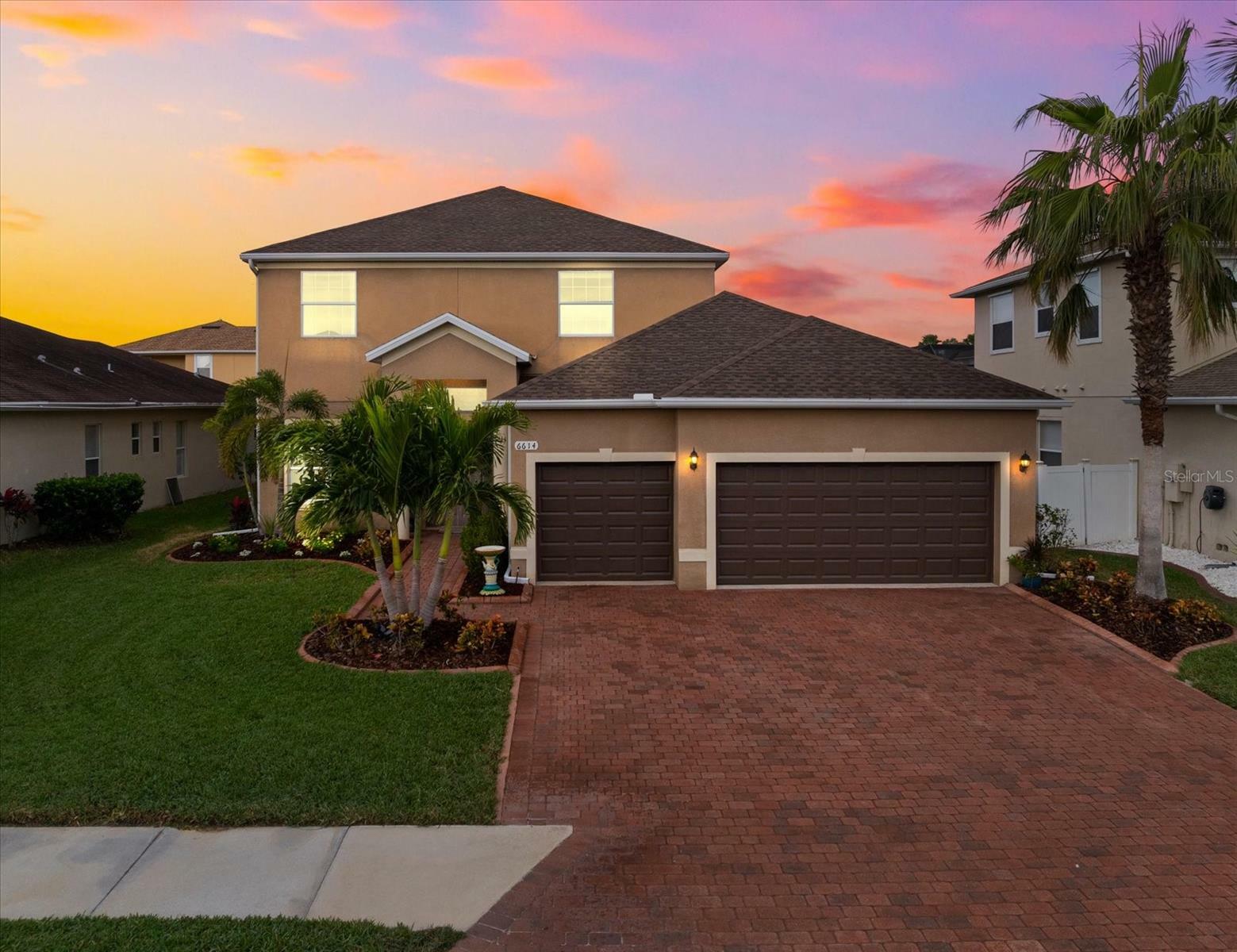 Property Photo: 6614 38th Street E FL 34243