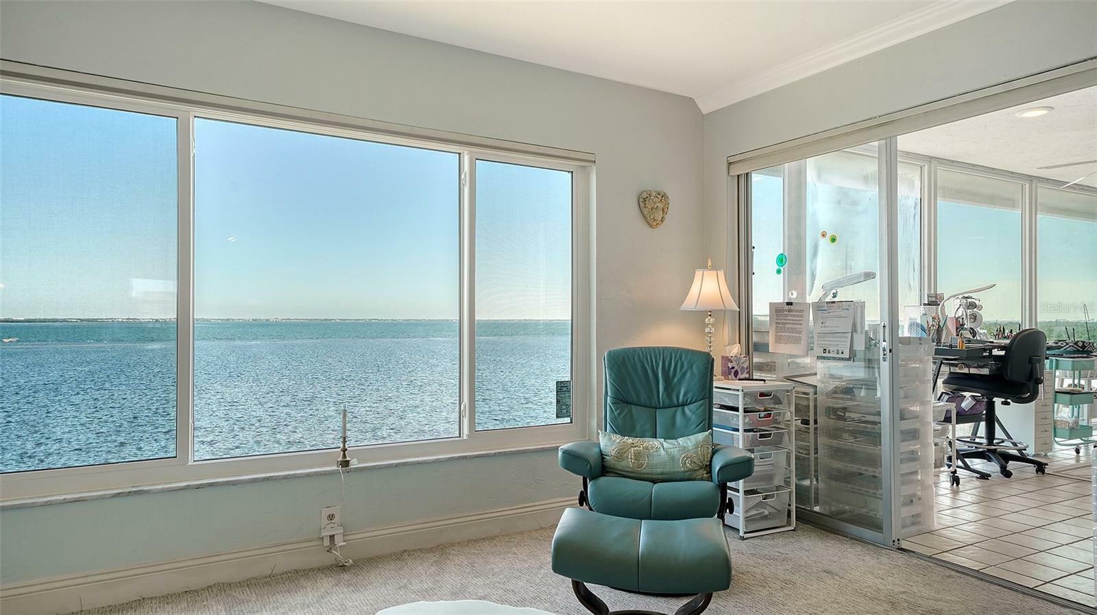 Property Photo:  4800 Gulf Of Mexico Drive 3  FL 34228 