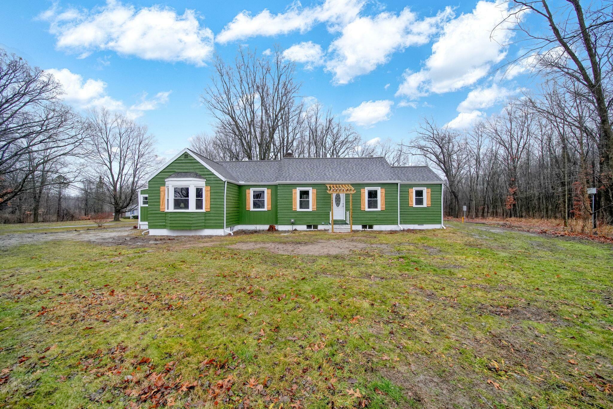 Property Photo:  1987 S Dearing Road  MI 49283 