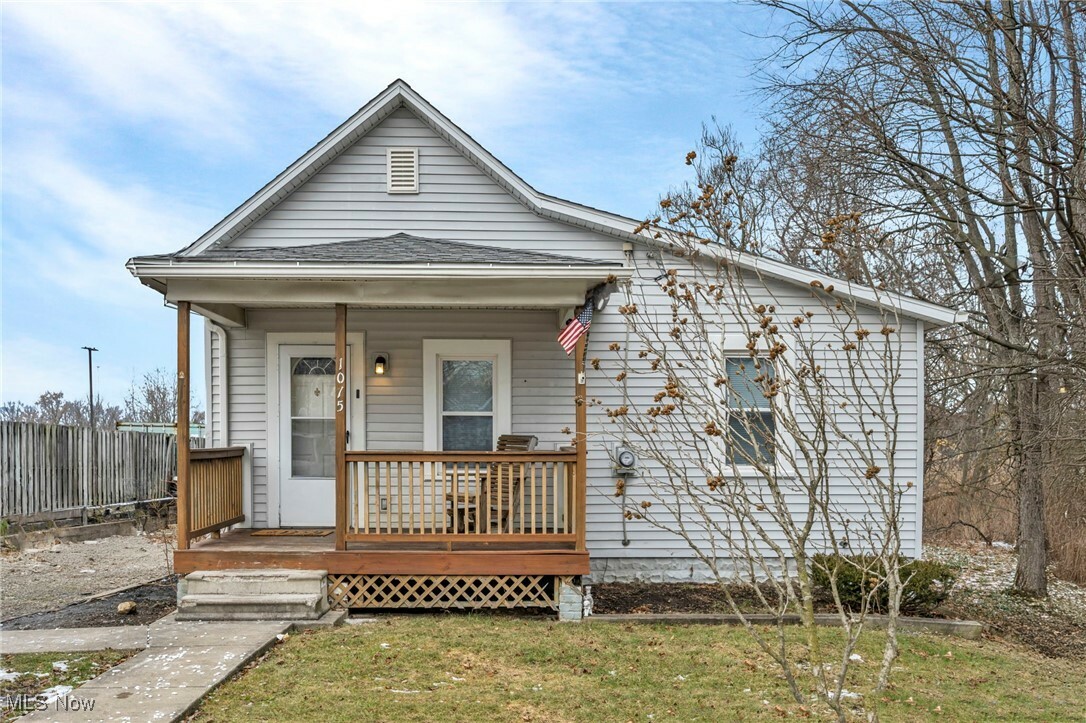 Property Photo:  1075 W Waterloo Road  OH 44314 