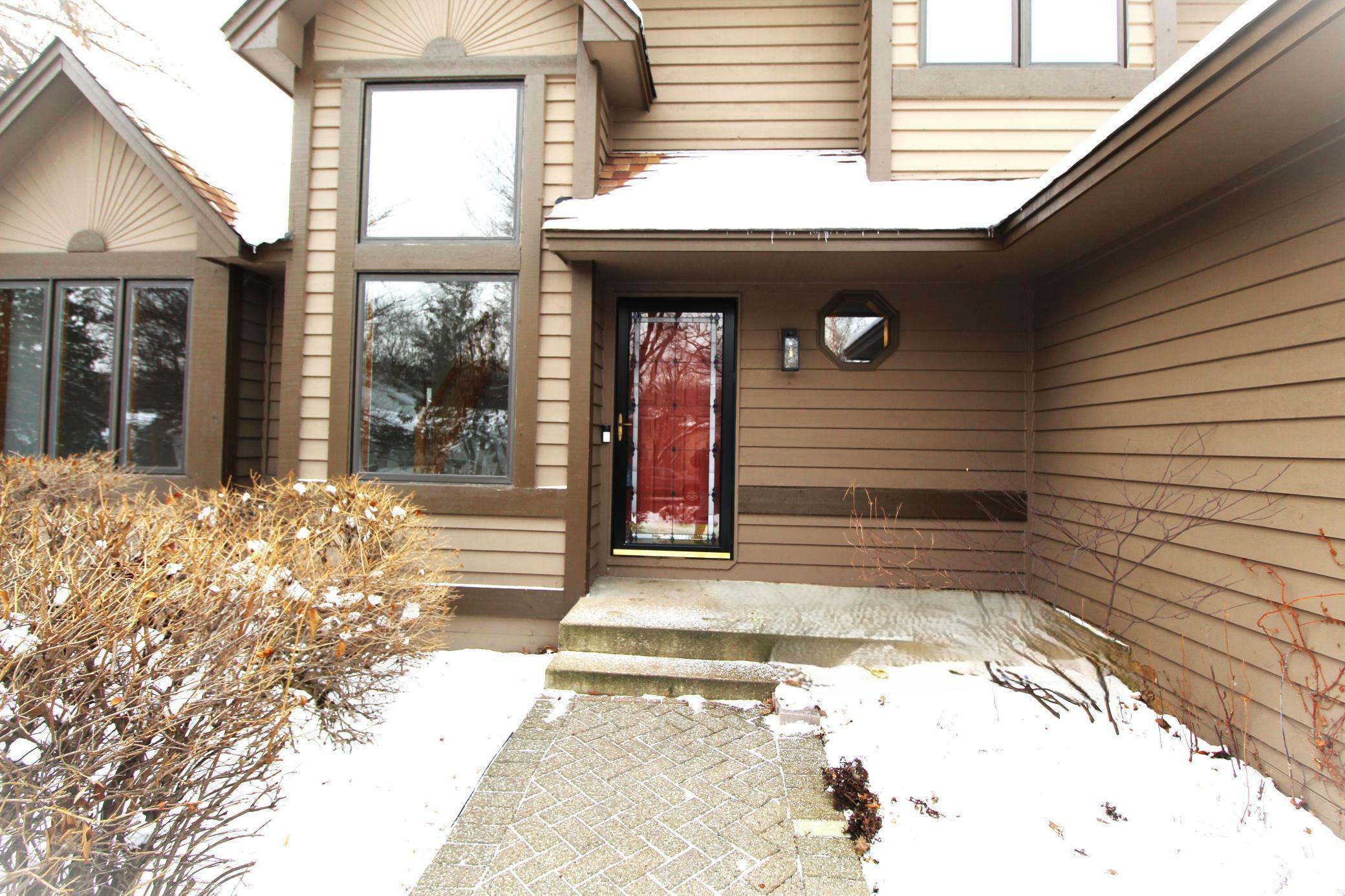 Property Photo:  7412 Upper 136th Street W  MN 55124 