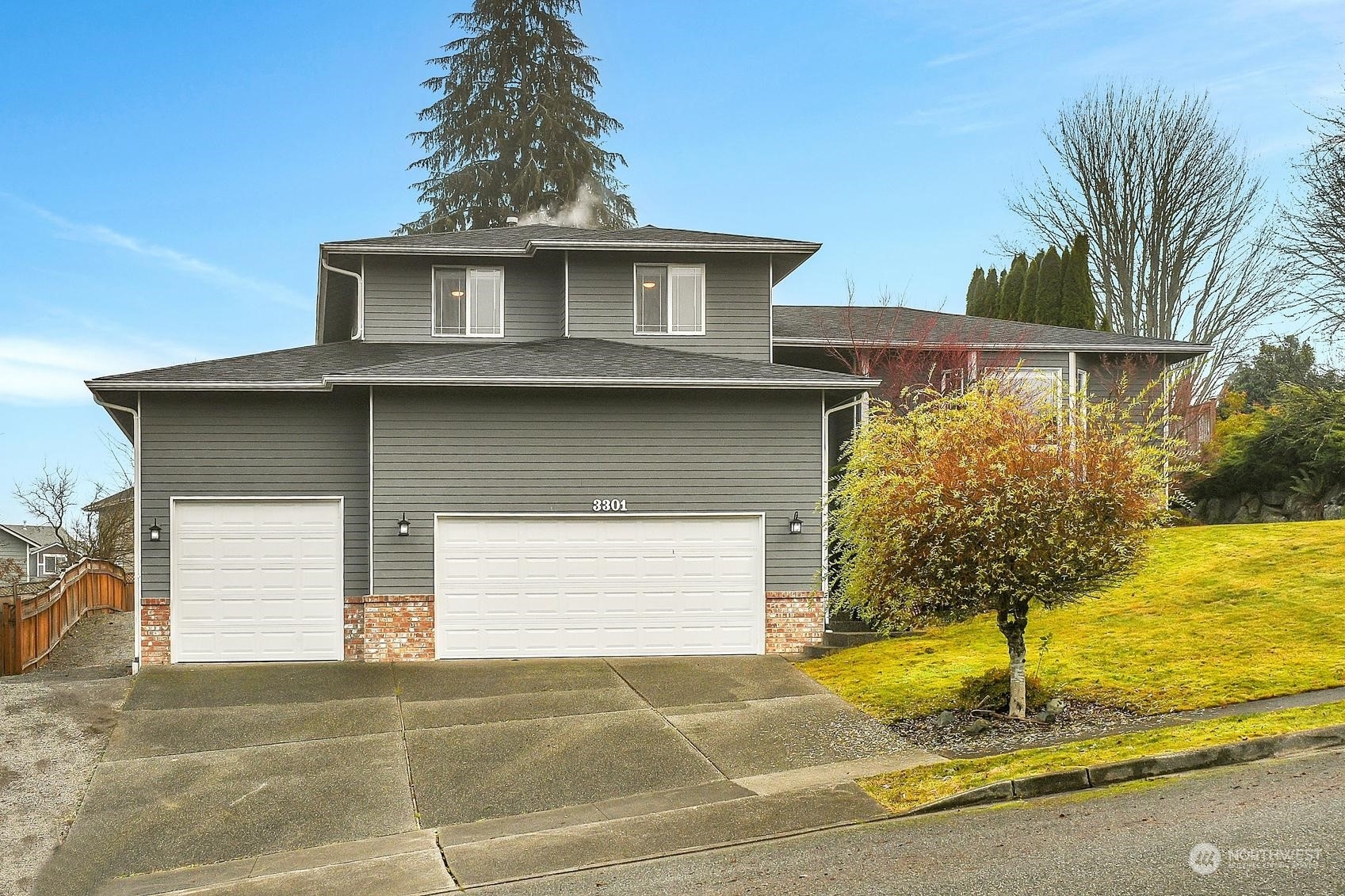 Property Photo:  3301  117th Avenue NE  WA 98258 