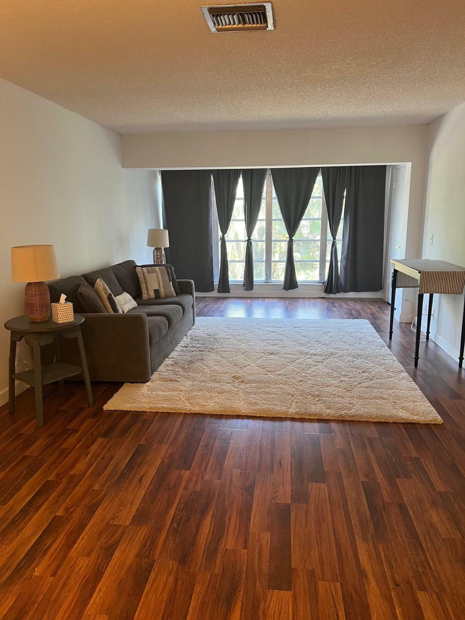 Property Photo:  1140 Mahogany Way 202  FL 33445 