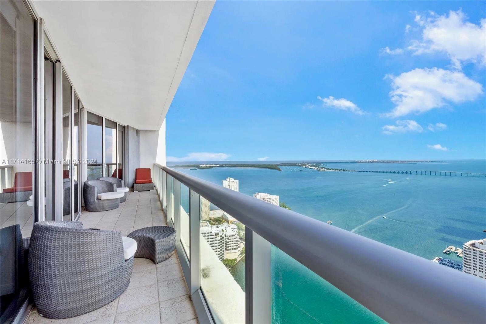 Property Photo:  495 Brickell Ave 4805  FL 33131 