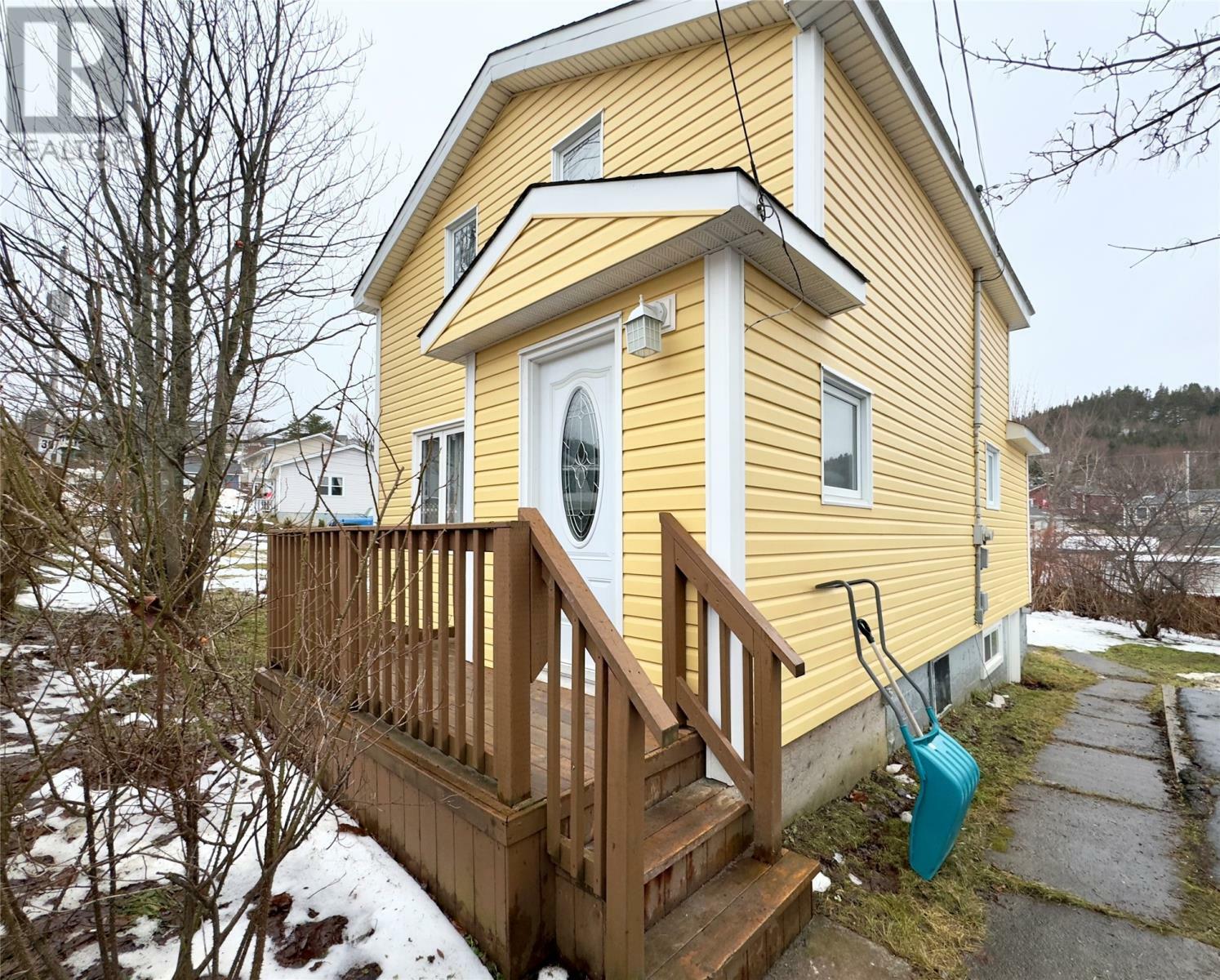 Property Photo:  4 Serpentine Road  NL A0L 1J0 