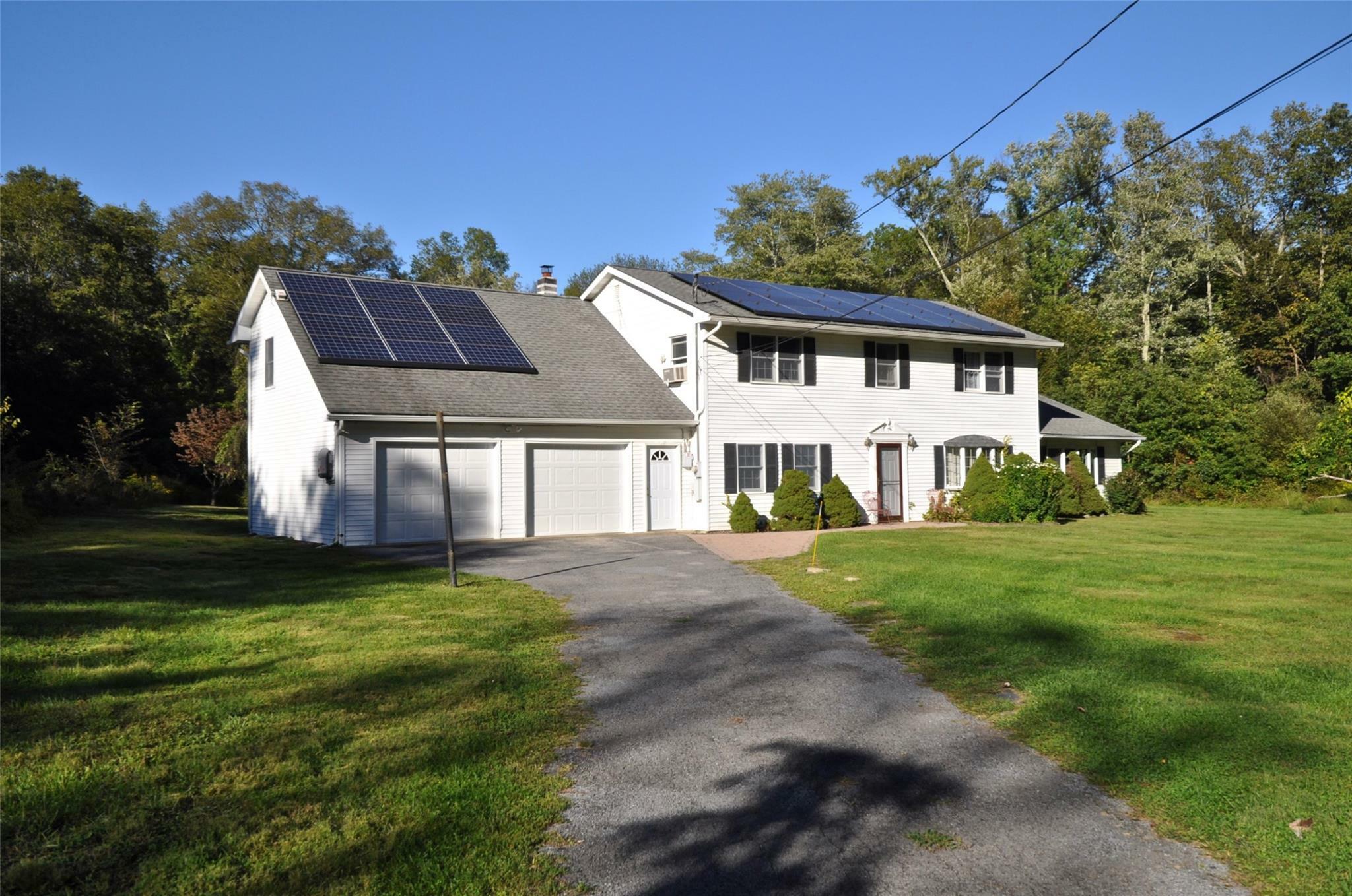 Property Photo:  94 Lincolndale Acres  NY 10992 