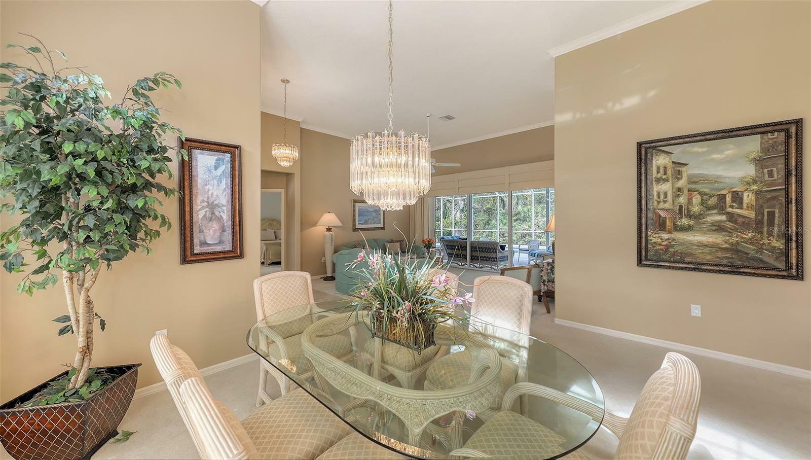 Property Photo:  275 Royal Oak Way  FL 34292 