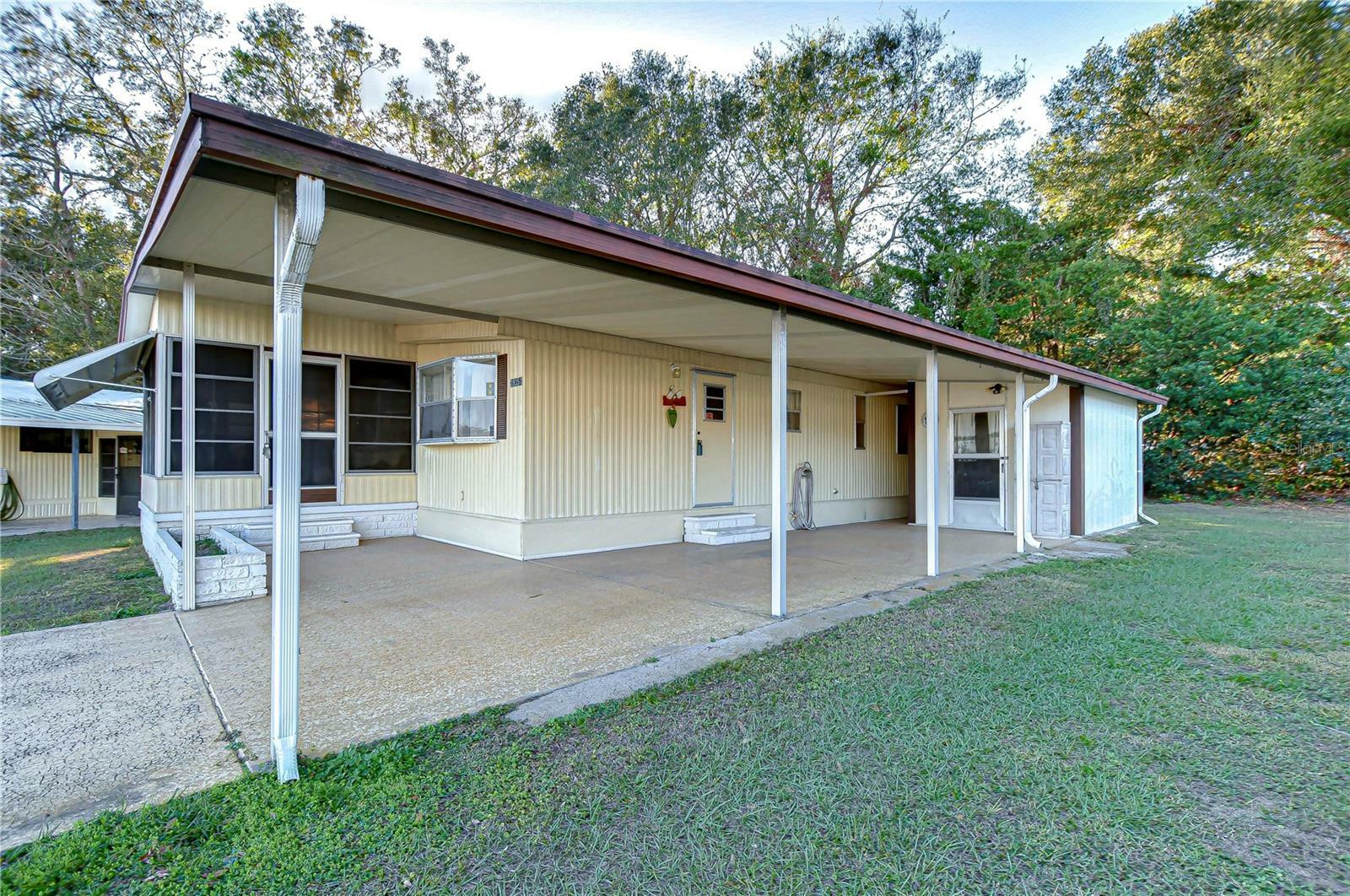 Property Photo: 39351 Dundee Road FL 33542