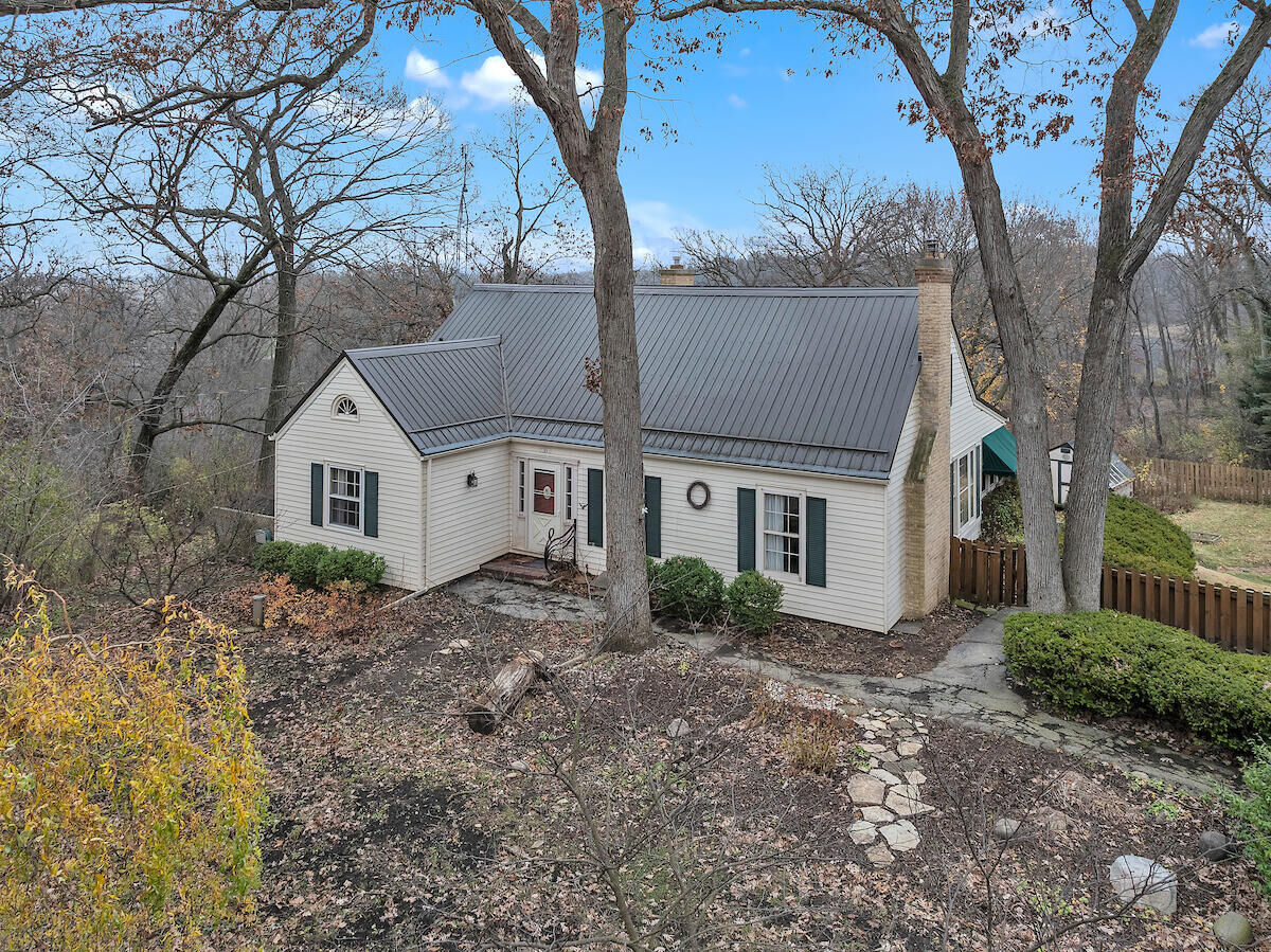 Property Photo: 33601 Franklin St WI 53105