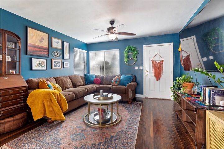 Property Photo:  271 East Cummings Lane  CA 90805 