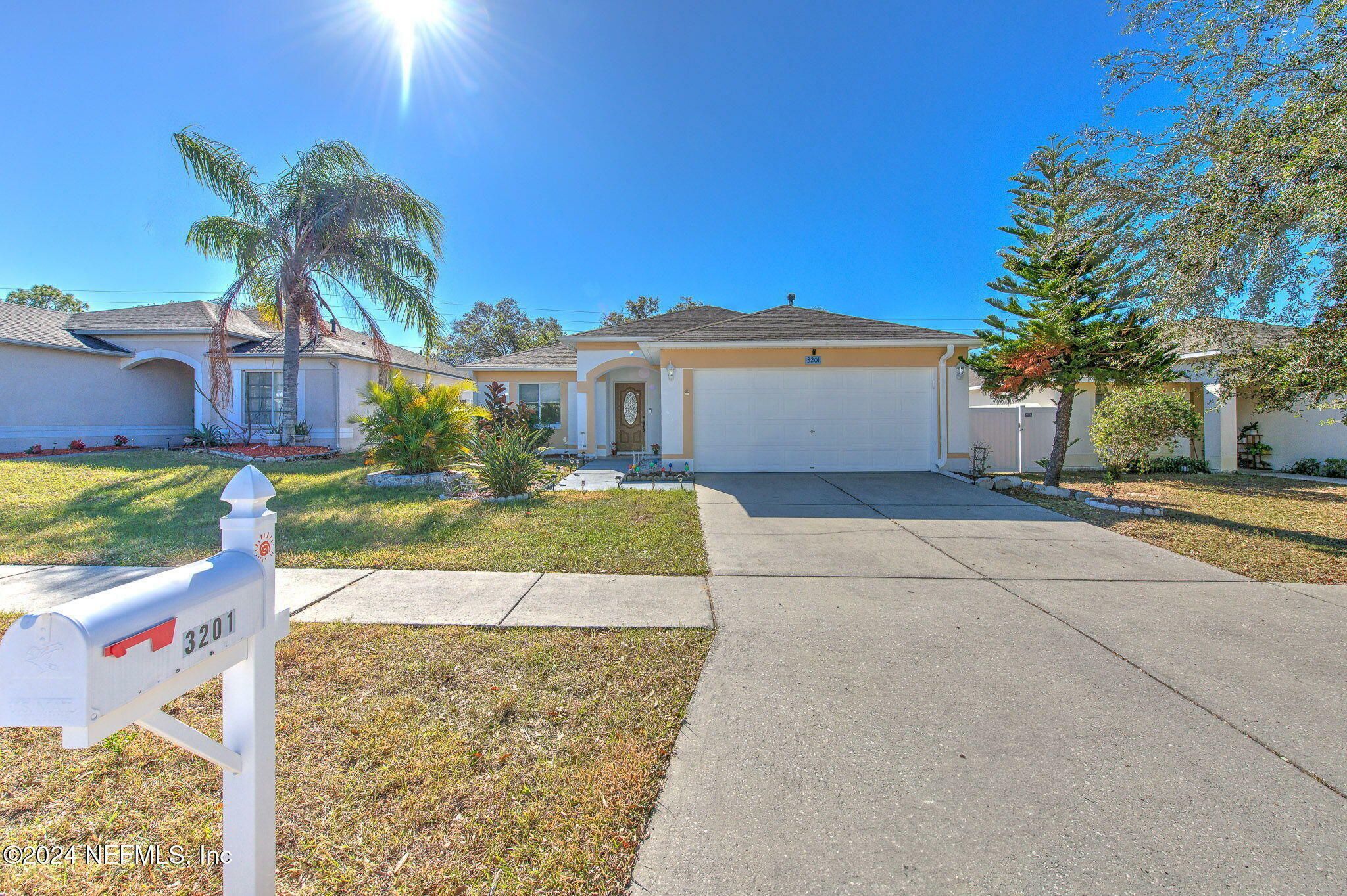 Property Photo:  3201 Pine Top Drive  FL 33594 