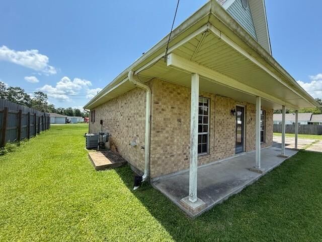 Property Photo: 119 Crestwood Drive LA 70364