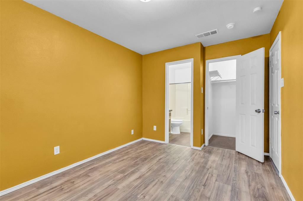 Property Photo:  3820 Waldorf  TX 76119 