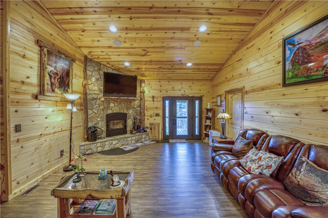 Property Photo: 3630 Nc 3850 Hasty Cut Off AR 72641