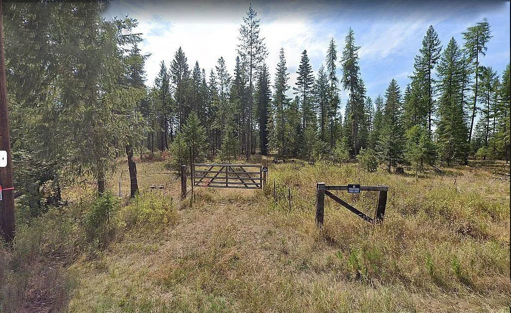 Property Photo:  151xx E Oregon Rd Parcel 49111.9068  WA 99009 