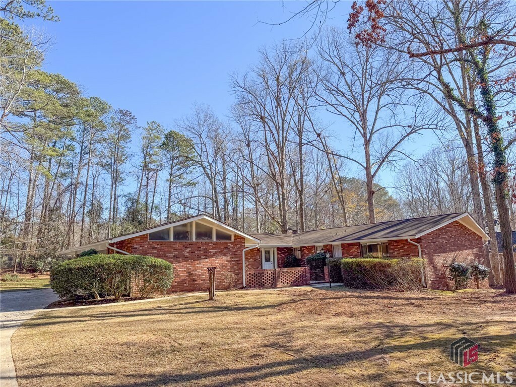 Property Photo:  125 Devereux Drive  GA 30606 