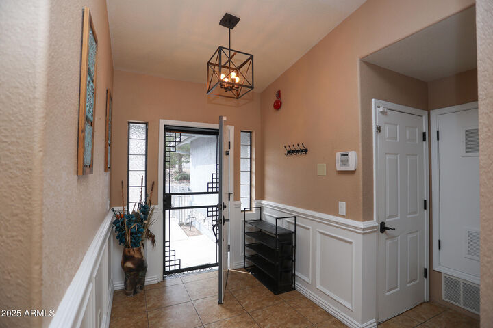 Property Photo: 2231 S Roundup Trail 4 AZ 86326