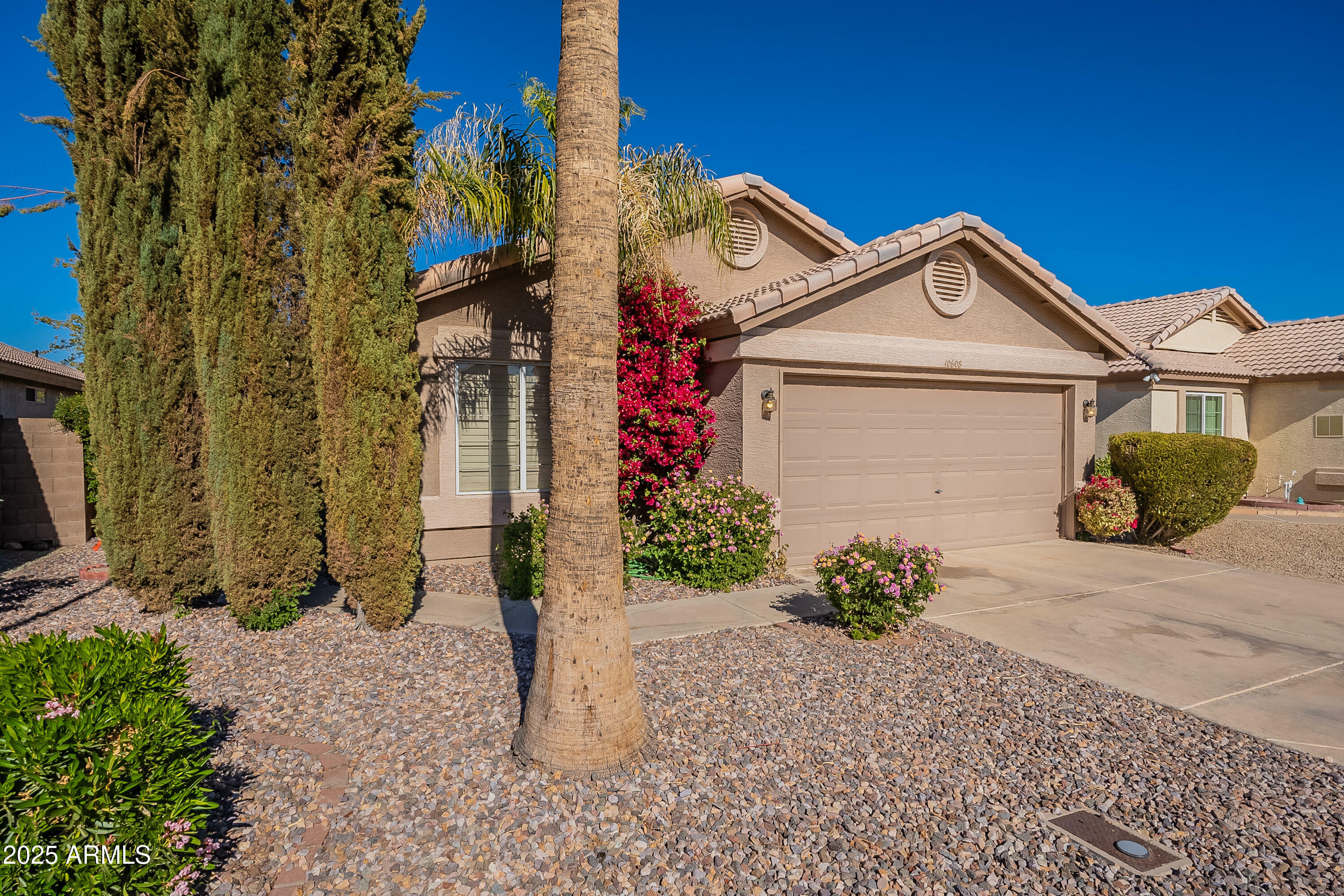 Property Photo:  10608 W Runion Drive  AZ 85382 