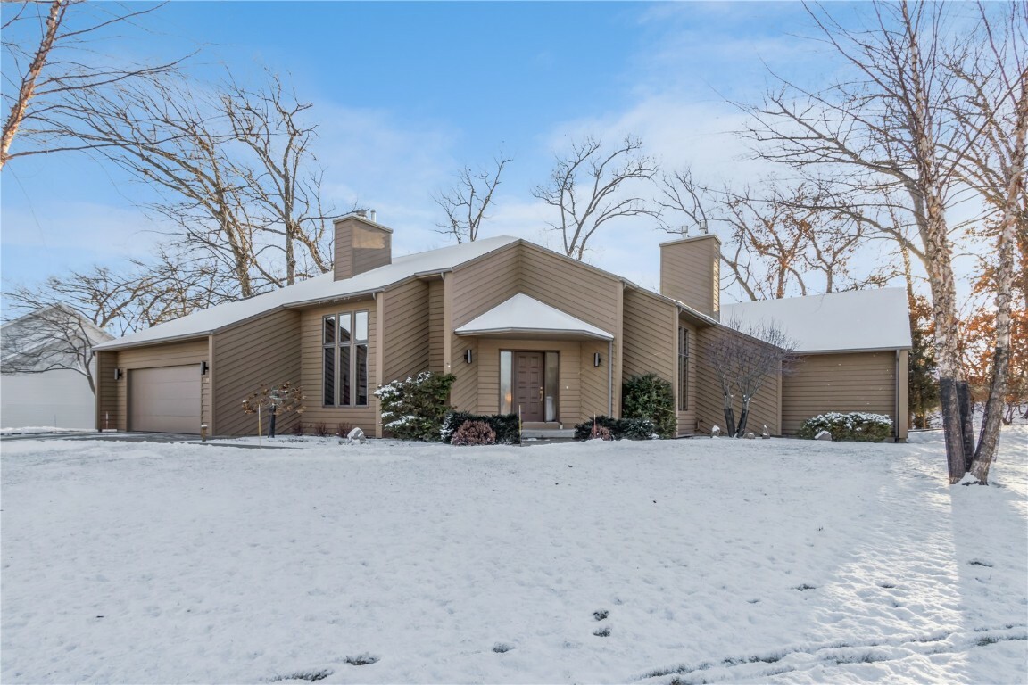 Property Photo:  3571 Timberline Drive NE  IA 52402 