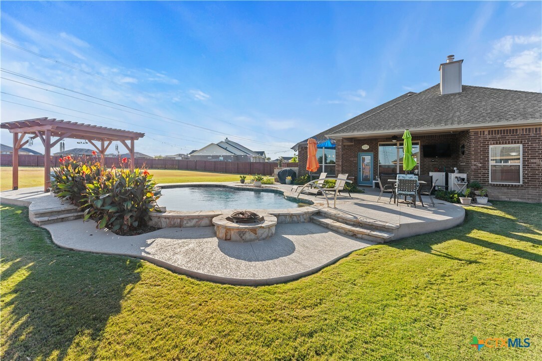 Property Photo:  9601 Bozon Hill Court  TX 76571 