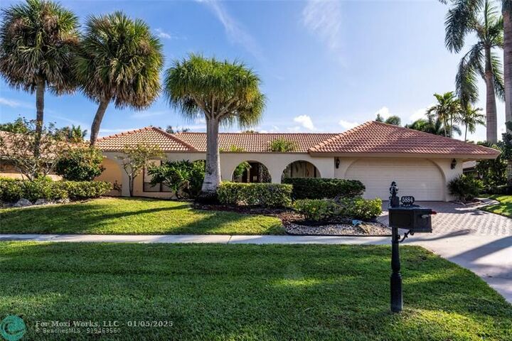 Property Photo:  5884 Pinebrook Dr  FL 33433 