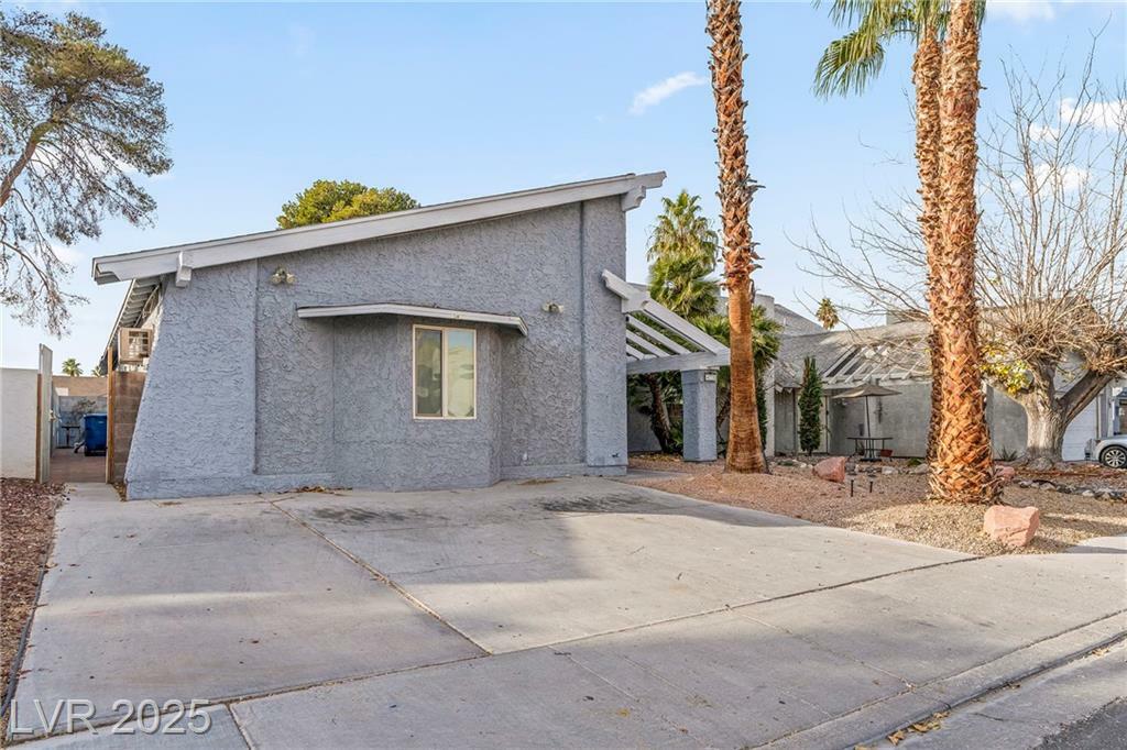 Property Photo:  4775 Summerhill Road  NV 89121 