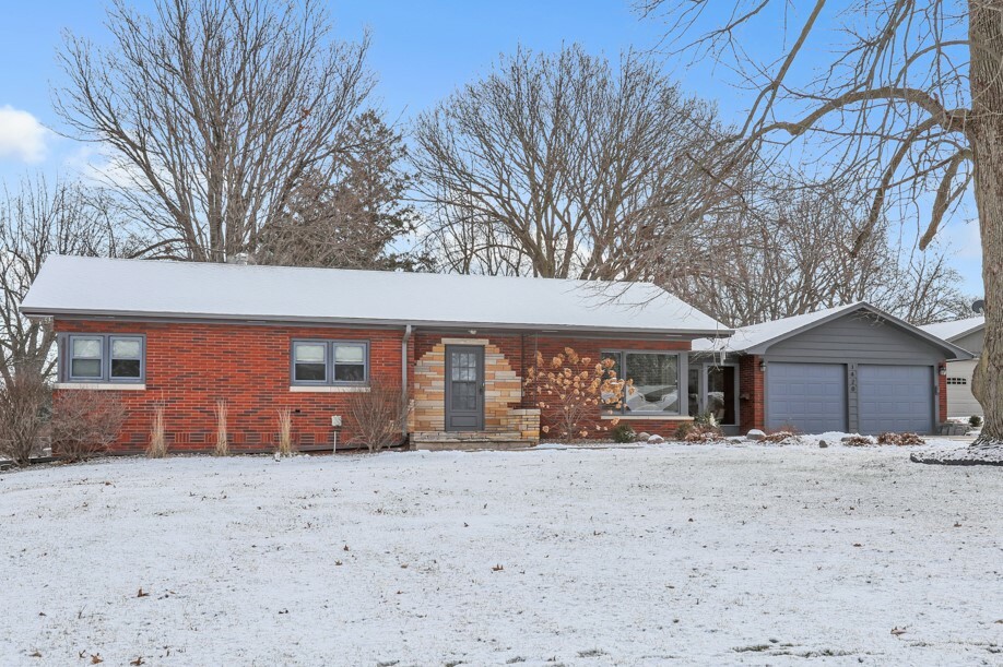 Property Photo:  1420 Broadway Street  IA 50219 