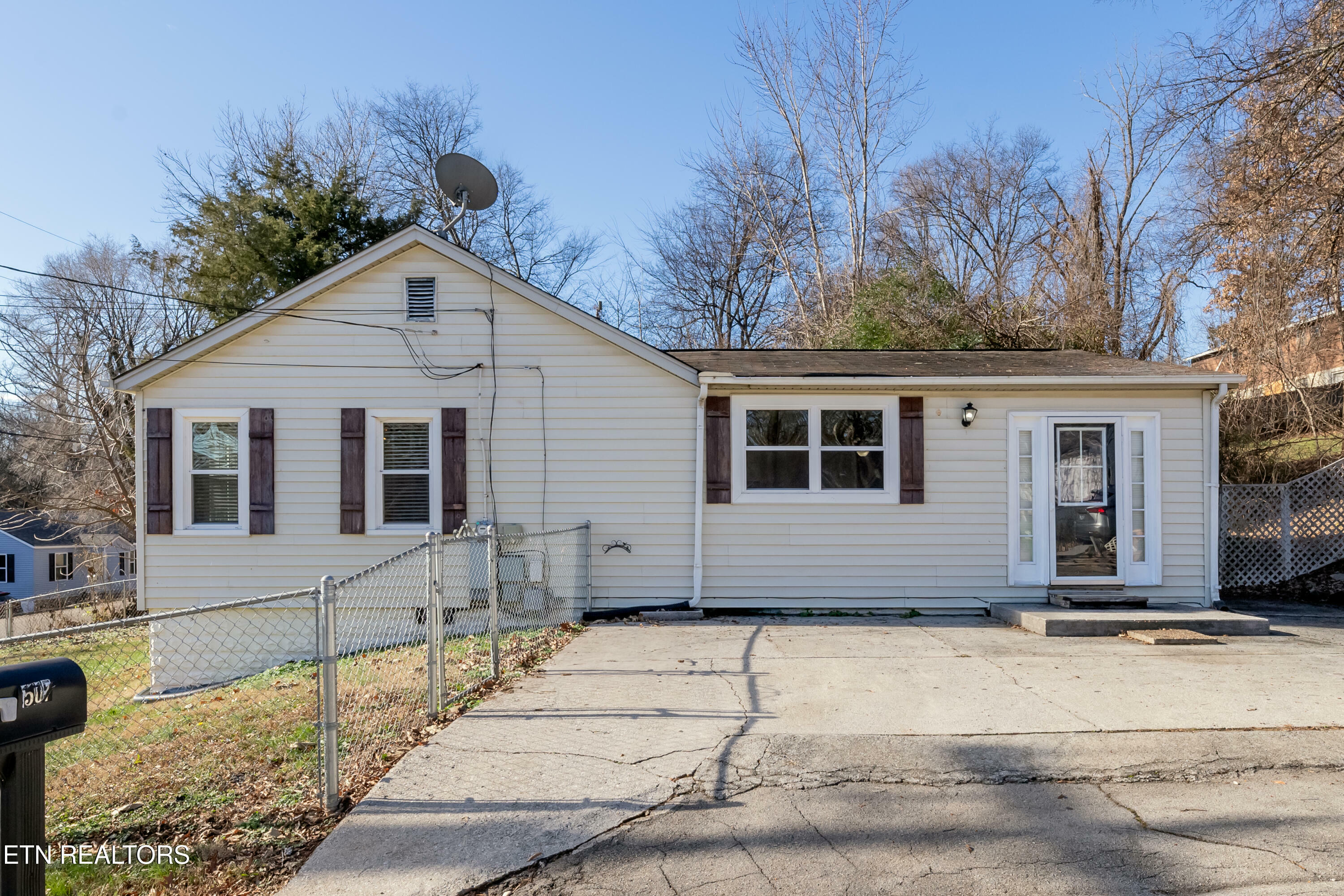 Property Photo:  507 Sunnyside St  TN 37804 