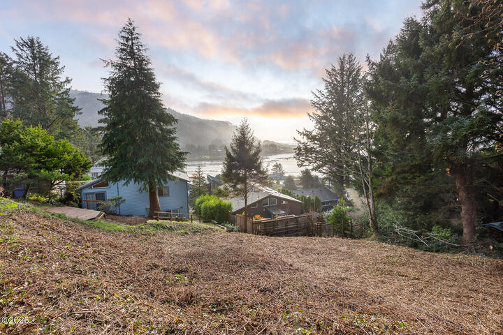 Property Photo: T/L 1701 Third Street OR 97498