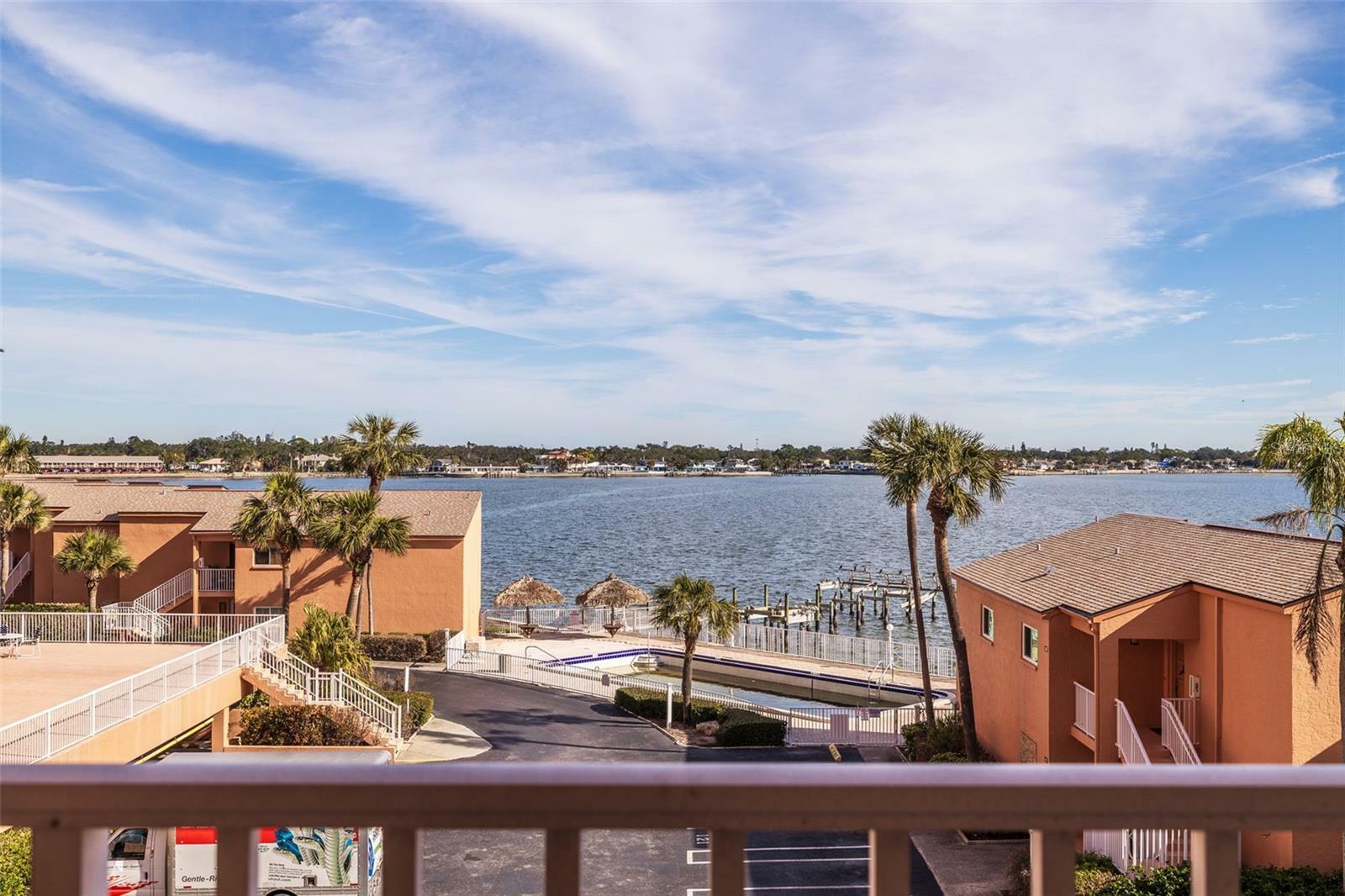 Property Photo:  7432 Sunshine Skyway Lane S 402  FL 33711 