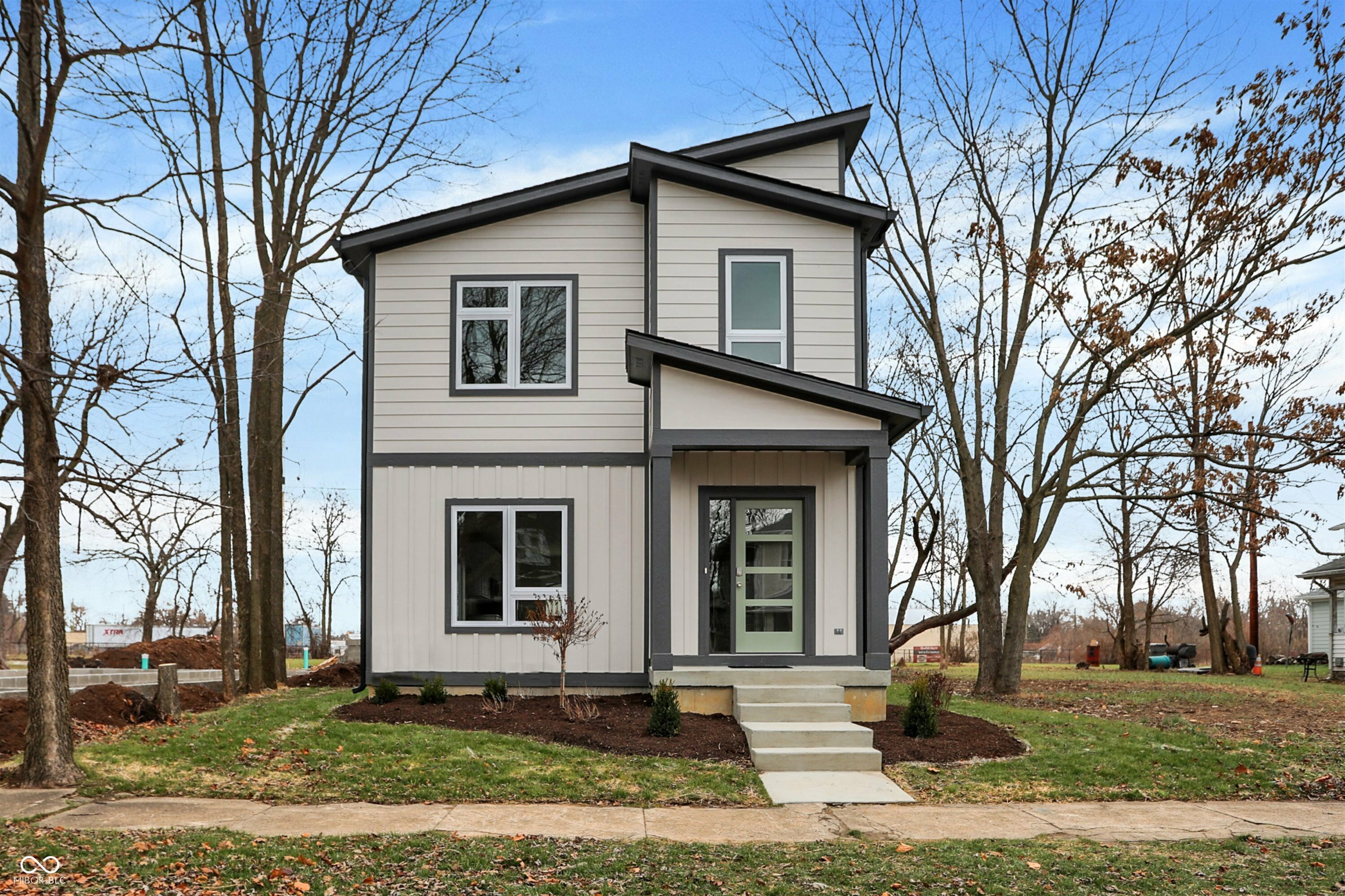 2829 Macpherson Avenue  Indianapolis IN 46205 photo