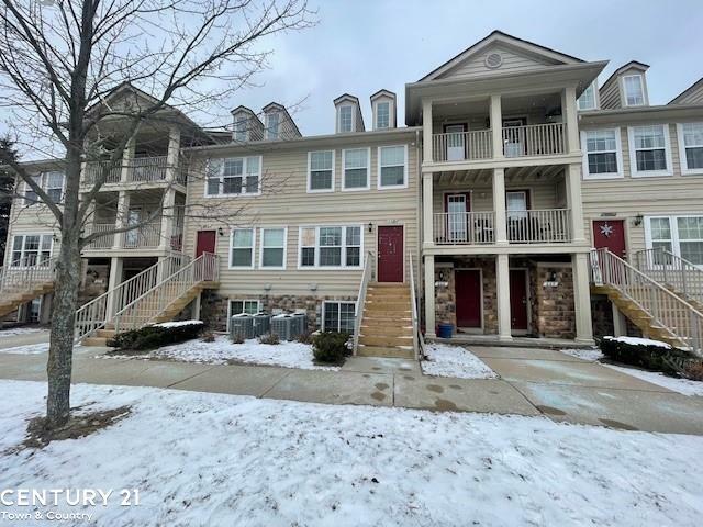 Property Photo: 668 Lydia Lane MI 48341