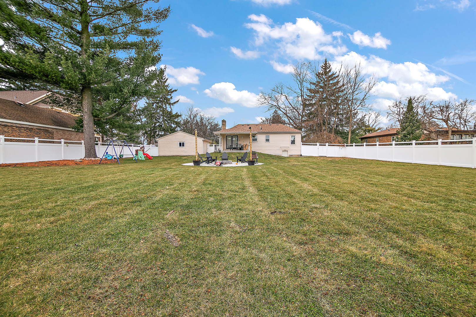 Property Photo:  12801 S Monitor Avenue  IL 60463 