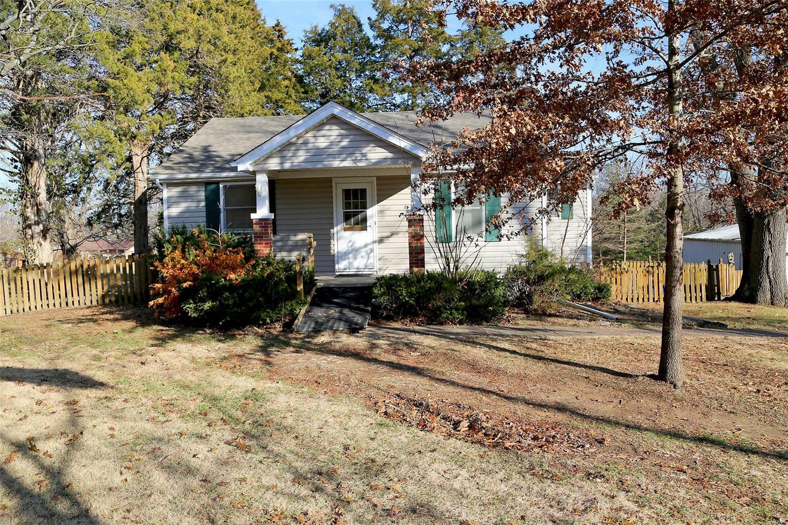 Property Photo:  414 Middletown Road  MO 63383 