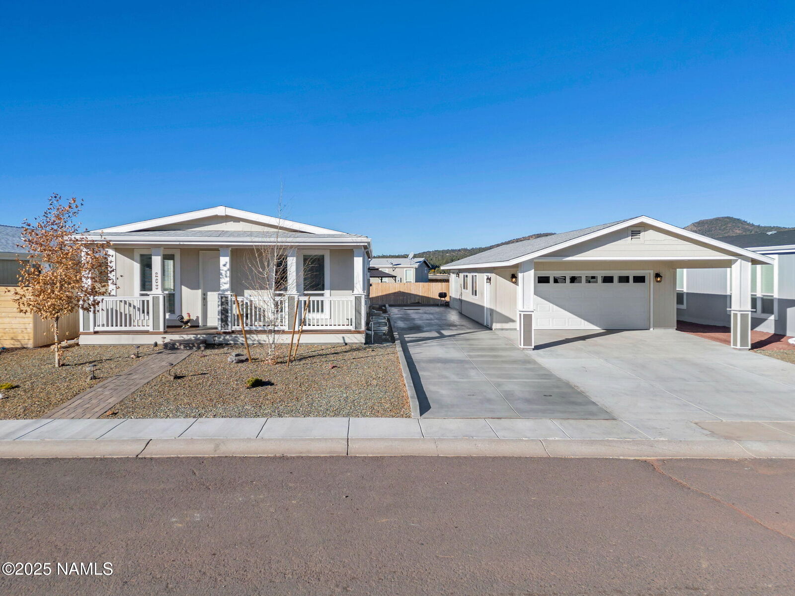 Property Photo: 263 N Morse Avenue AZ 86046