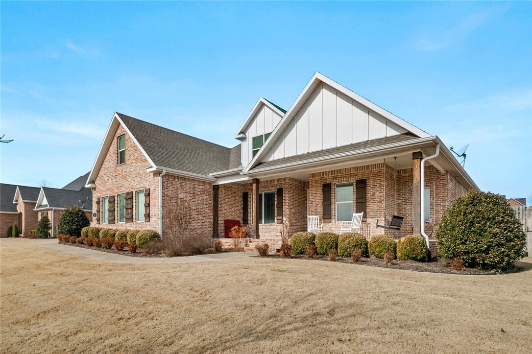 Property Photo:  2132 Riverfront Lane  AR 72703 