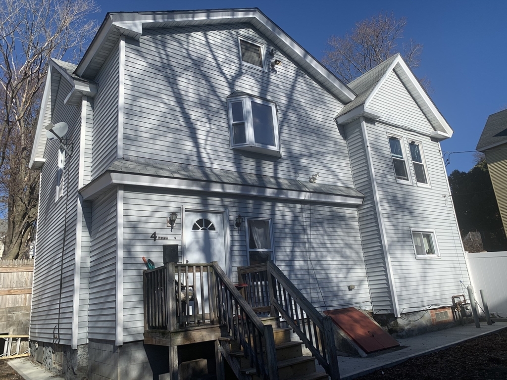 Property Photo:  4 Arlitt Ct  MA 01841 