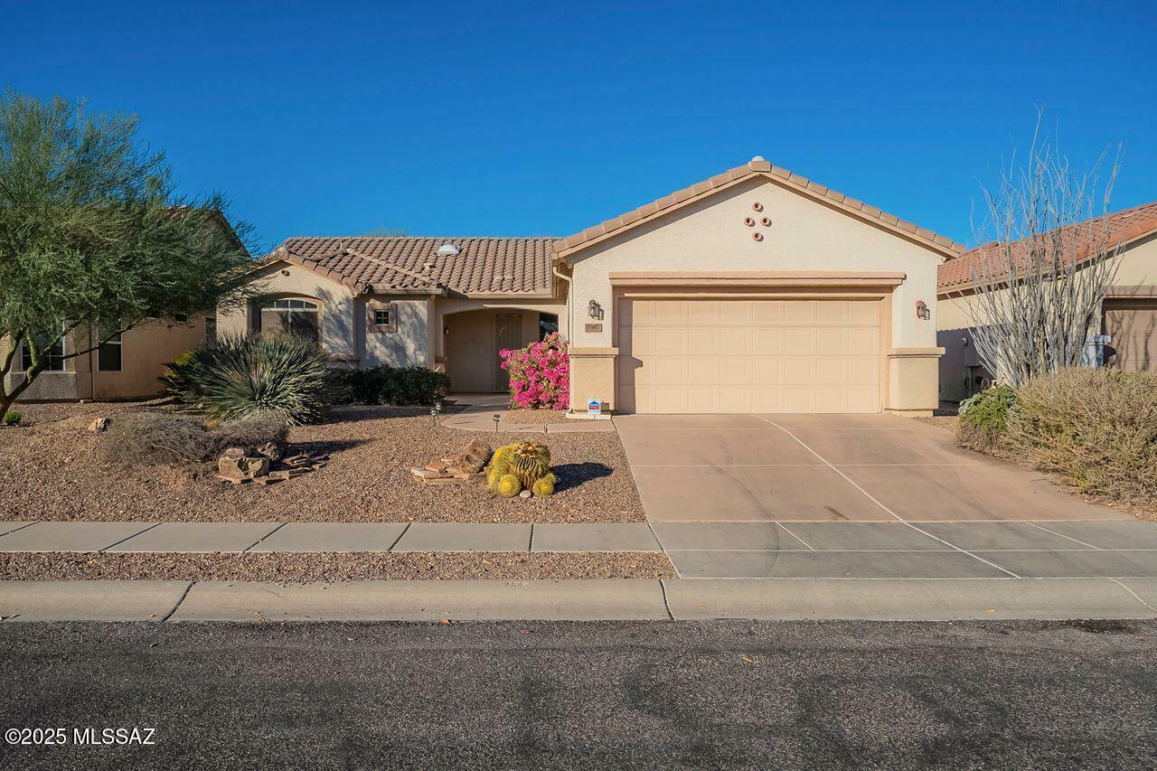 Property Photo:  9367 N Sombrero Canyon Drive  AZ 85743 