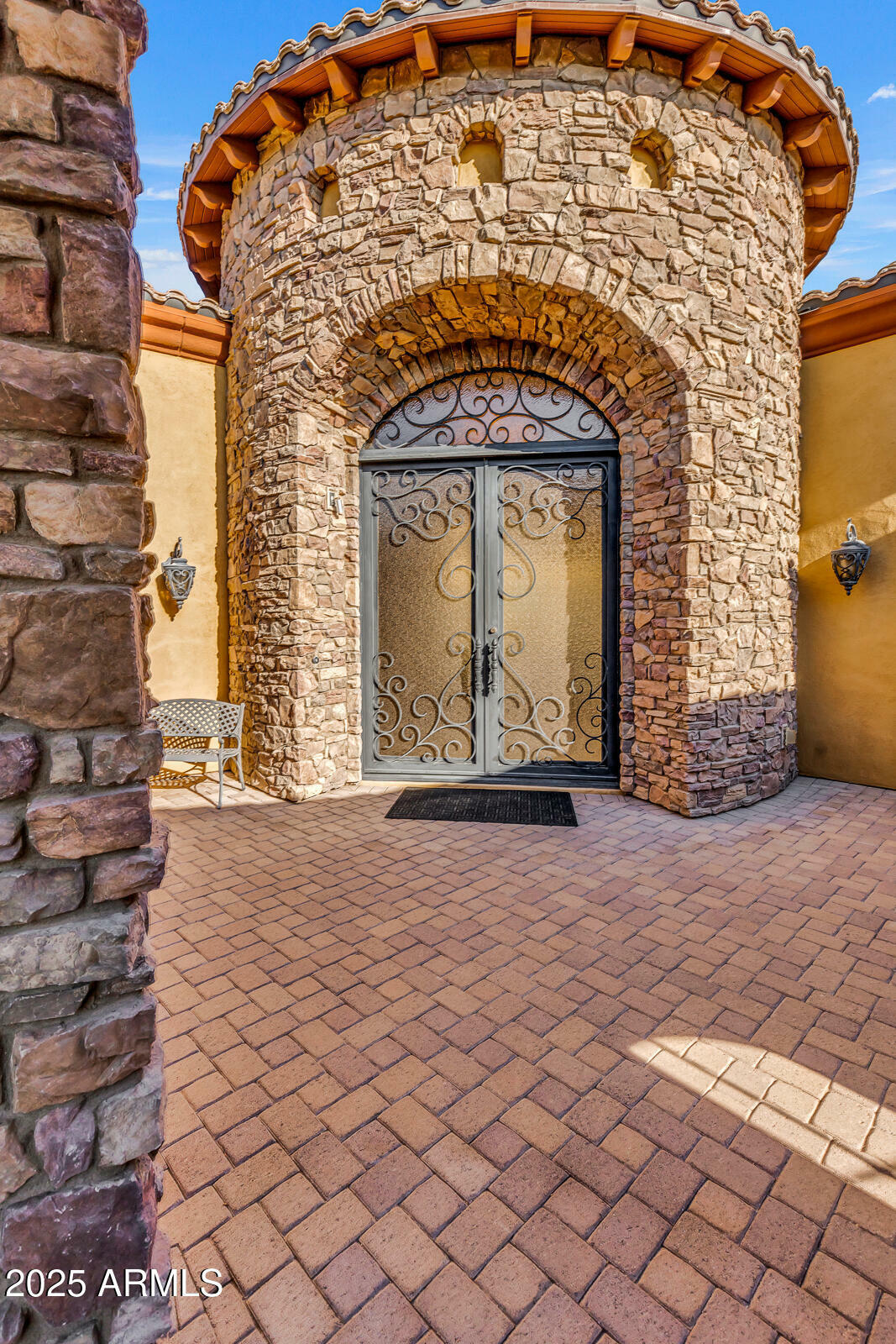 Property Photo:  3257 N Piedra Circle  AZ 85207 