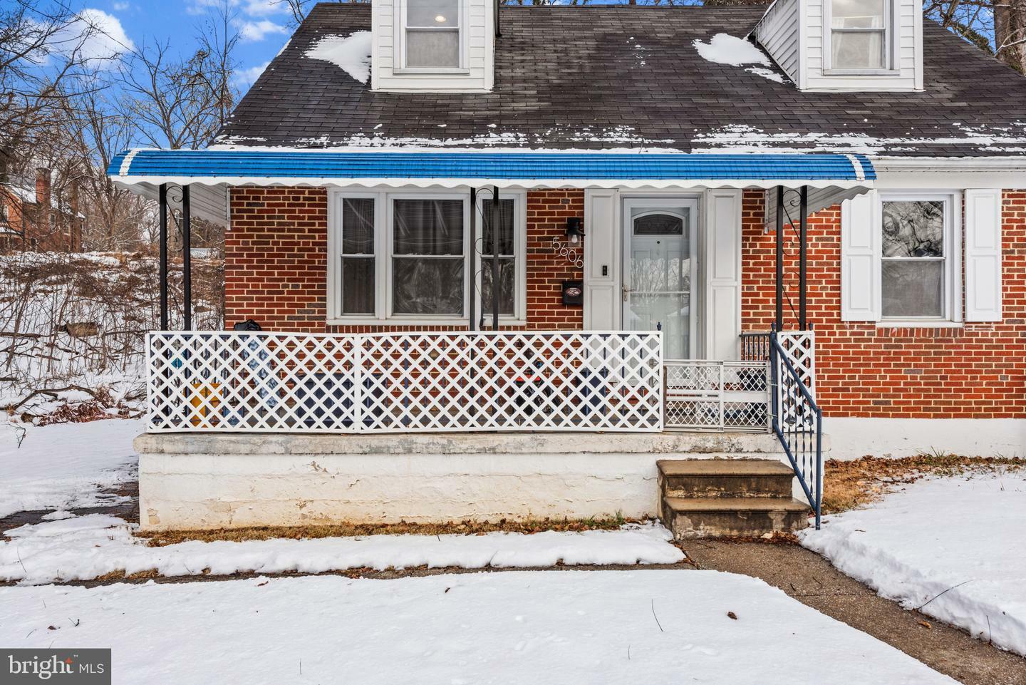 Property Photo:  5606 Wayne Avenue  MD 21207 