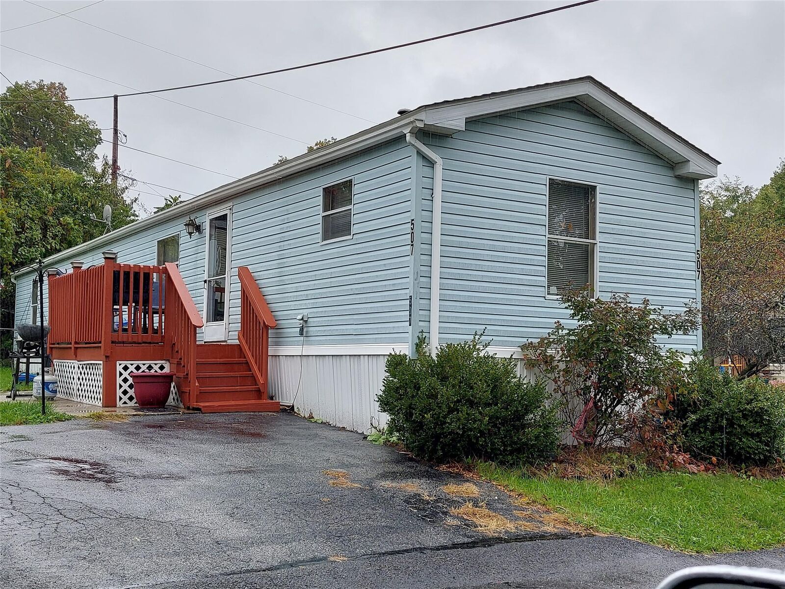 Property Photo:  507 Watch Hill Drive  NY 12533 