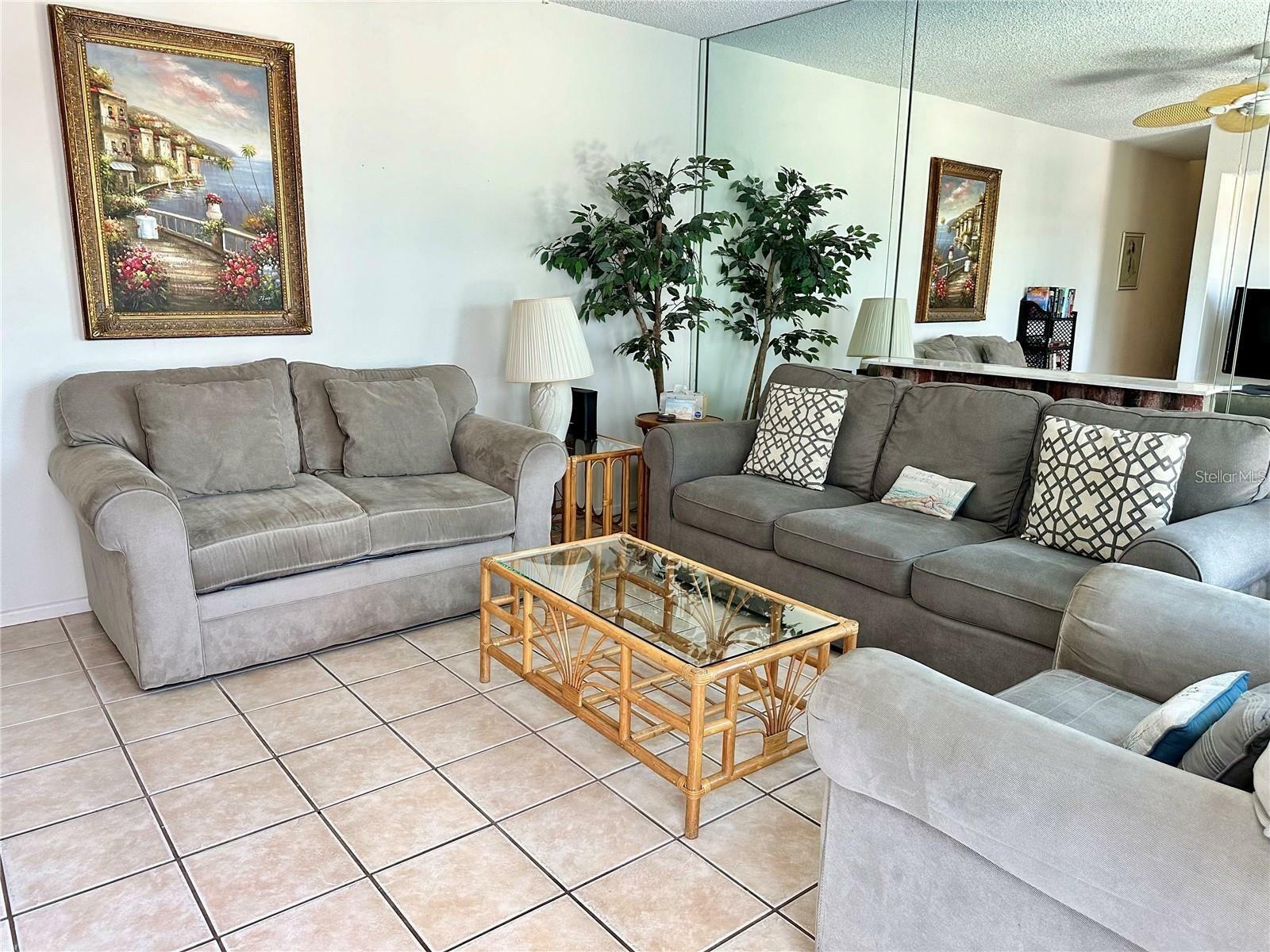 Property Photo:  169 Medallion Boulevard E  FL 33708 