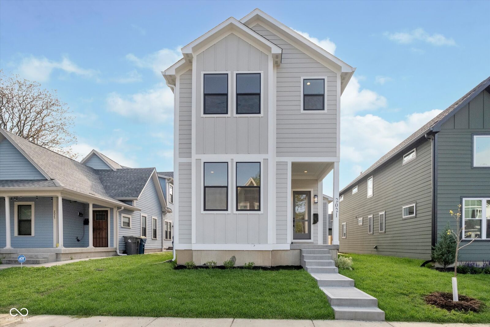 Property Photo:  2021 Cornell Avenue  IN 46202 