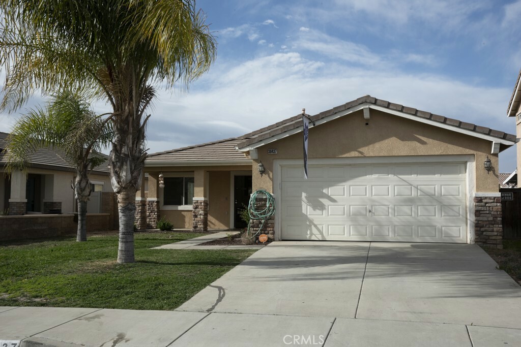 Property Photo:  30437 Pine Creek Drive  CA 92584 