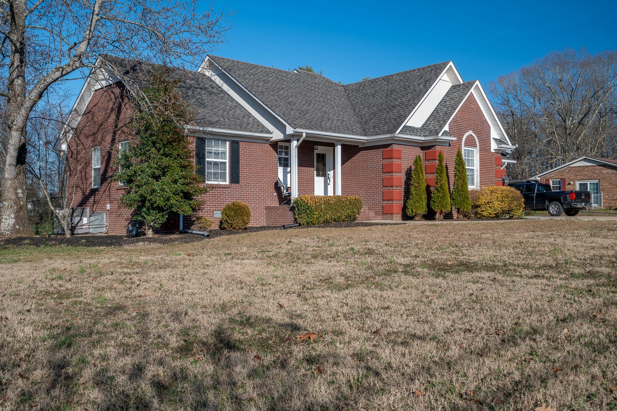 Property Photo:  1700 Branch Dr  TN 38464 