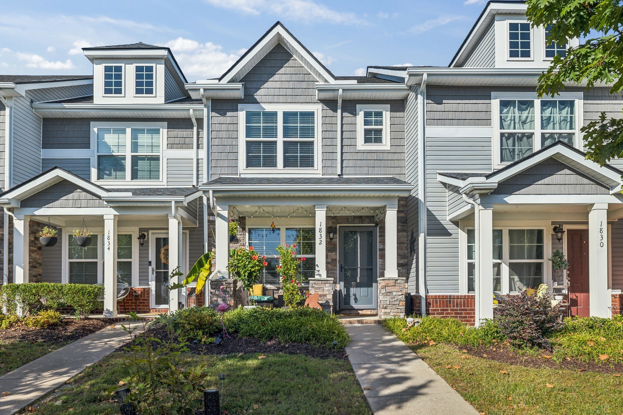Property Photo:  1832 Riverbirch Ln  TN 37076 