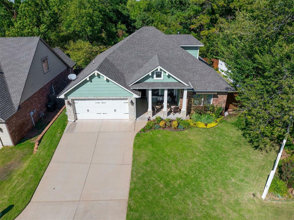 Property Photo:  3725 Oakridge Circle  OK 73034 