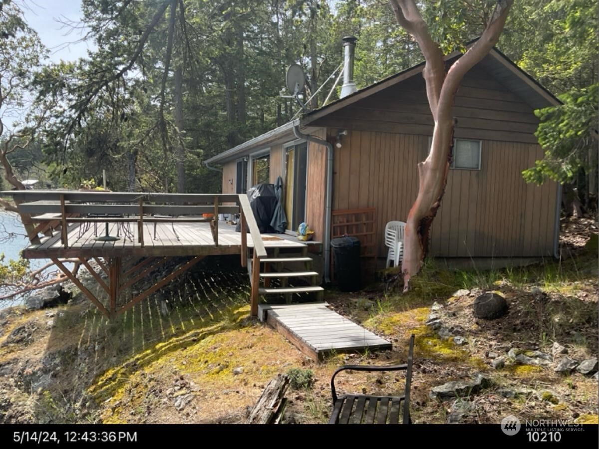 Property Photo:  240  Old Midden Lane  WA 98286 