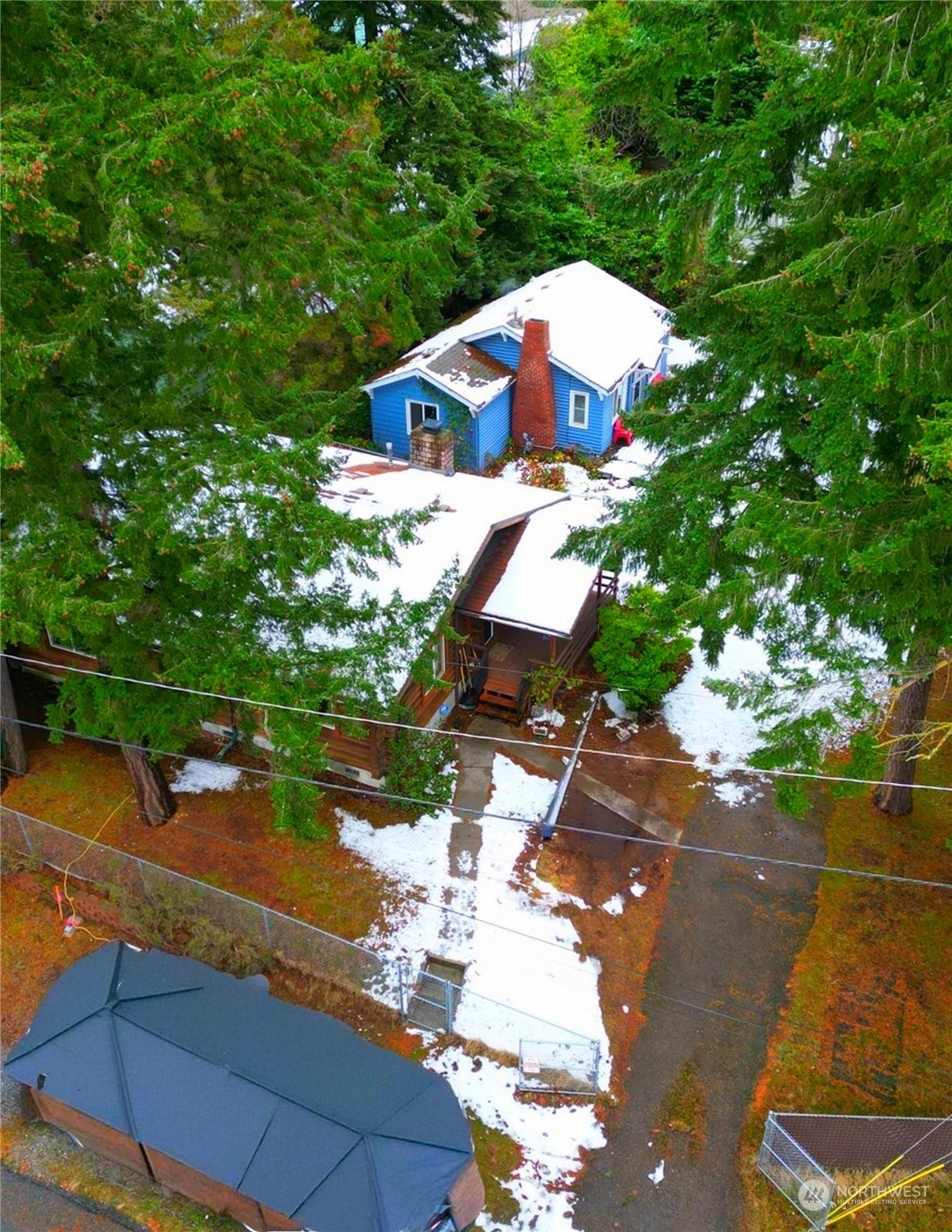 Property Photo: 14508 Sixth Avenue NE WA 98155